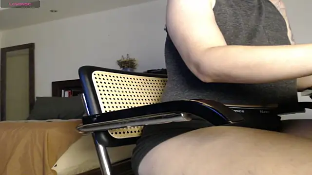 Snapshot of Fate_Fletcher chatting on May 5, 9:17 am Fate Fletcher online show from May 5, 9:17 am