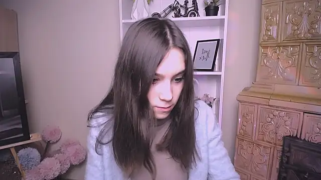 RosaRay  online show from February 14, 7:05 am