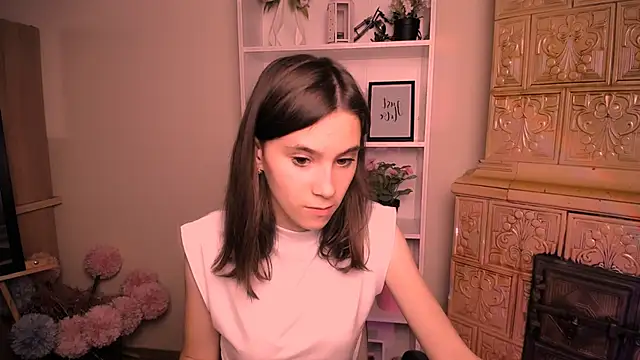 Snapshot of RosaRay_ chatting on June 9, 6:25 am RosaRay online show from June 9, 6:25 am