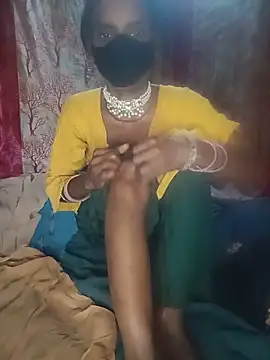 Snapshot of Babhi_Love chatting on May 26, 5:31 pm Babhi Love online show from May 26, 5:31 pm
