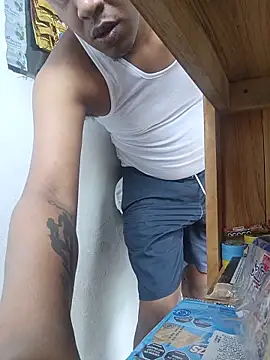 Snapshot of negro08_ chatting on June 16, 2:09 pm negro08 online show from June 16, 2:09 pm