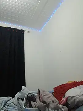 Snapshot of kimberlin26 chatting on March 16, 1:15 pm kimberlin26 online show from March 16, 1:15 pm