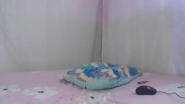 Snapshot of porndollbaby chatting on February 10, 8:24 pm porndollbaby online show from February 10, 8:24 pm