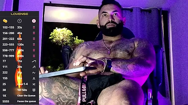 Max-prada online show from February 1, 2:10 am