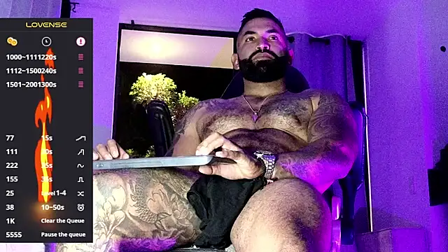 Max-prada online show from February 6, 2:16 am