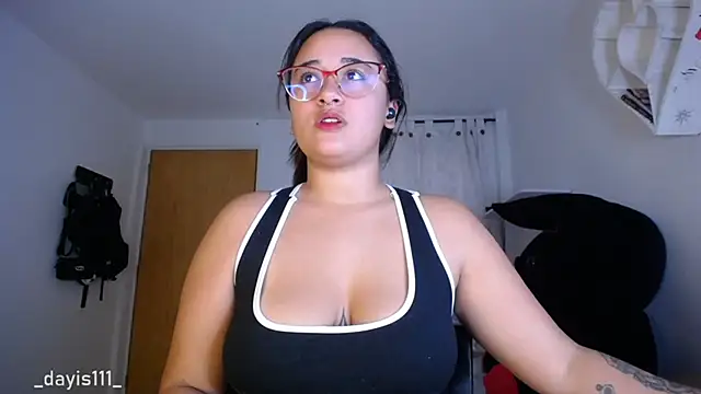 Snapshot of dayis_sweet chatting on April 25, 9:01 pm dayis sweet online show from April 25, 9:01 pm