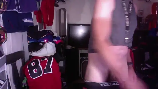 DILFJockDad87 online show from March 23, 10:47 pm