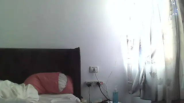 Snapshot of maayanlevi2 chatting on March 20, 11:26 am maayanlevi2 online show from March 20, 11:26 am