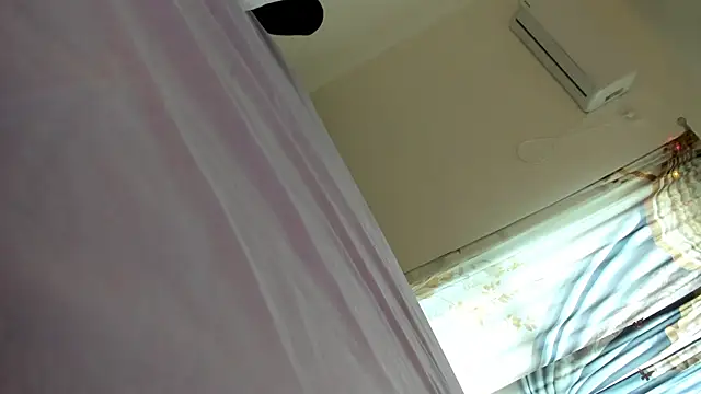 Snapshot of maayanlevi2 chatting on May 27, 3:31 pm maayanlevi2 online show from May 27, 3:31 pm