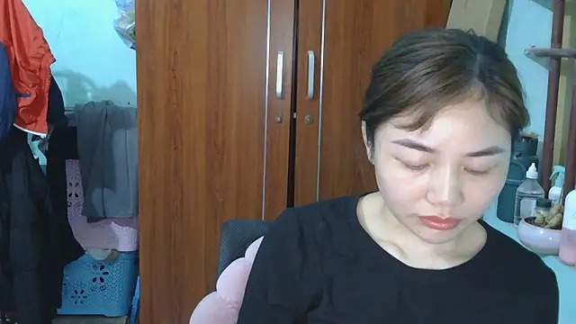 Uhem112 online show from December 22, 1:41 pm