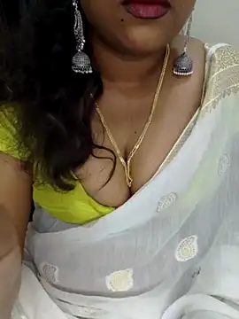 Snapshot of Anu_Reddy_10 chatting on September 12, 4:56 am Anu Reddy 10 online show from September 12, 4:56 am