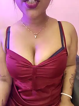 Miss Mayaa  online show from March 14, 11:26 am