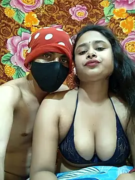 Seducing couple online show from March 7, 4:37 pm