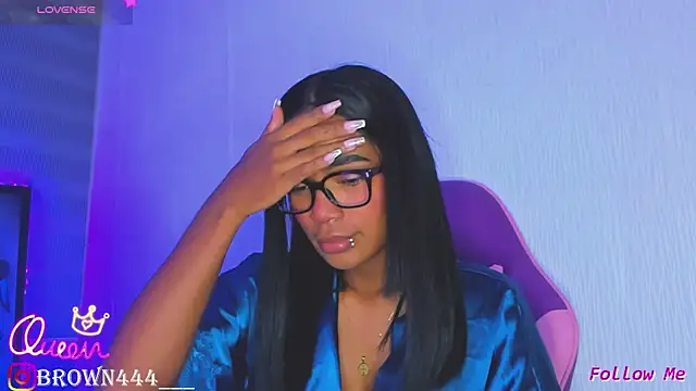  naomibrown  online show from April 8, 1:05 am