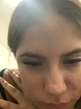 MiiluRosse online show from November 28, 5:21 am