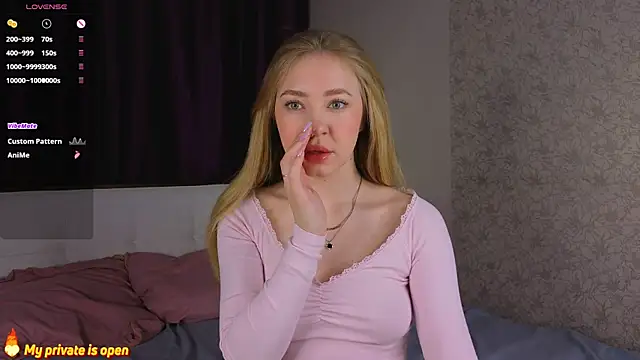 Snapshot of Anna_mileer chatting on February 9, 1:20 am Anna mileer online show from February 9, 1:20 am