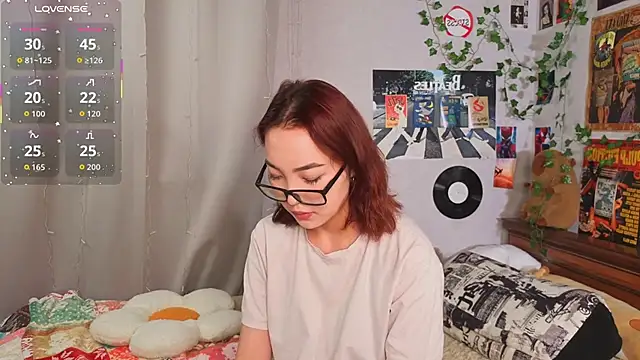 OdetteBiddy online show from November 25, 8:09 pm