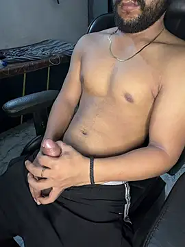 Snapshot of Kartikkartik8595 chatting on July 28, 10:53 pm Kartikkartik8595 online show from July 28, 10:53 pm