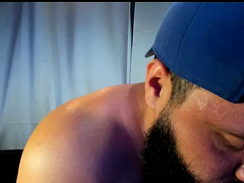 Snapshot of Raw_Mathews chatting on May 25, 4:07 am Raw Mathews online show from May 25, 4:07 am