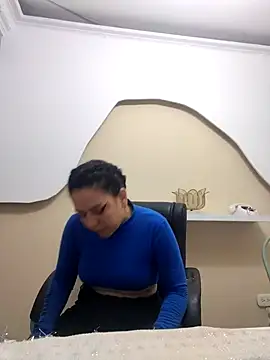 Abbyjoness21 online show from October 22, 9:03 pm