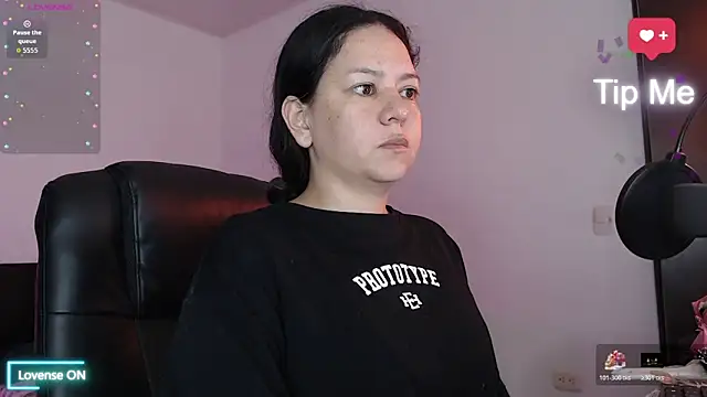 Abbyjoness21 online show from November 24, 10:04 am