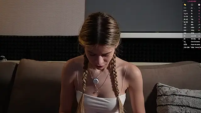 AnneVerity online show from March 6, 8:05 pm