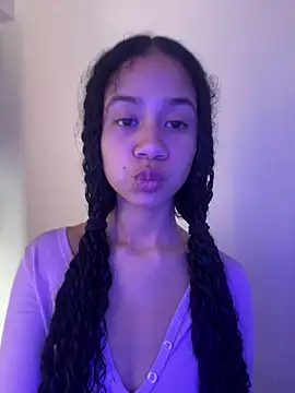 jadee8 online show from March 31, 5:02 pm