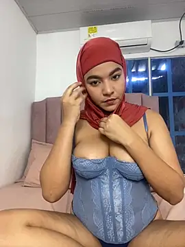 Snapshot of sephora_badawi chatting on October 19, 8:09 pm sephora badawi online show from October 19, 8:09 pm