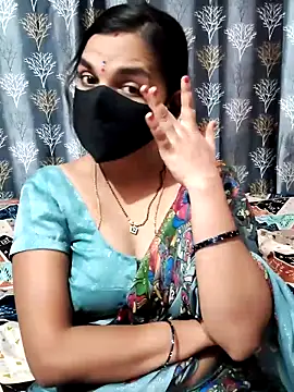 Snapshot of Lalitha-1995 chatting on June 2, 5:26 pm Lalitha-1995 online show from June 2, 5:26 pm