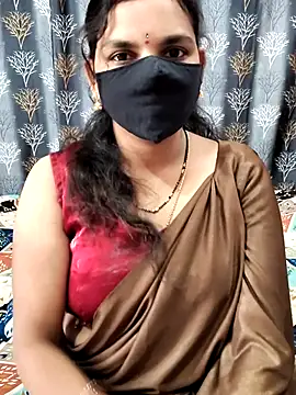 Snapshot of Lalitha-1995 chatting on June 21, 7:44 am Lalitha-1995 online show from June 21, 7:44 am
