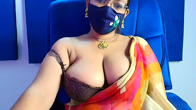 Snapshot of Anjalistar chatting on July 5, 4:19 am Anjalistar online show from July 5, 4:19 am