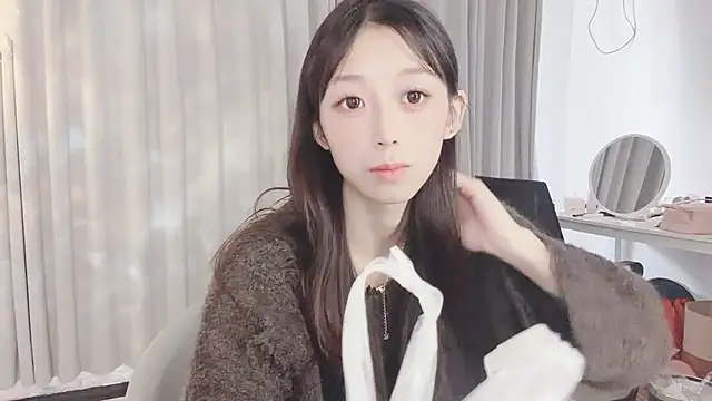 Snapshot of jiangjiang_caicai chatting on November 7, 3:39 am jiangjiang caicai online show from November 7, 3:39 am