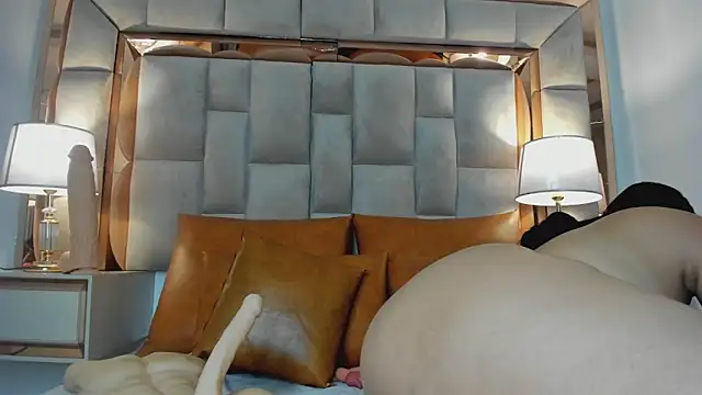 ValentinaBreats online show from April 17, 11:46 am