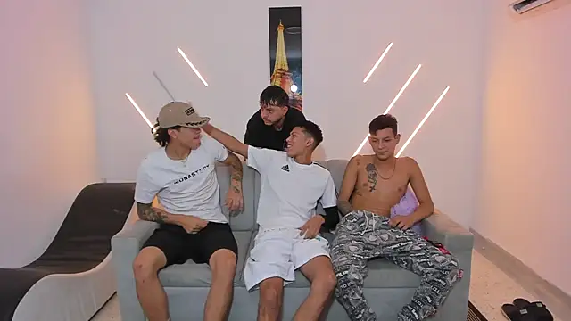 Snapshot of brutal_sex_room2k chatting on November 17, 12:22 pm brutal sex room2k online show from November 17, 12:22 pm