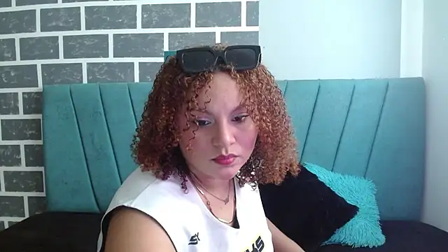 Yera carey online show from October 15, 5:35 pm