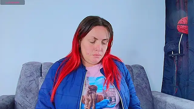 carolinhe  online show from October 16, 7:59 pm