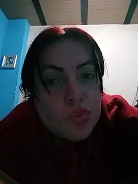 carolinhe  online show from November 20, 6:40 pm