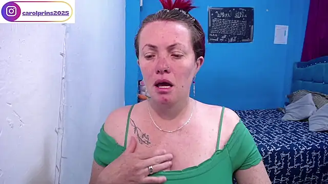 carolinhe  online show from March 22, 2:42 pm