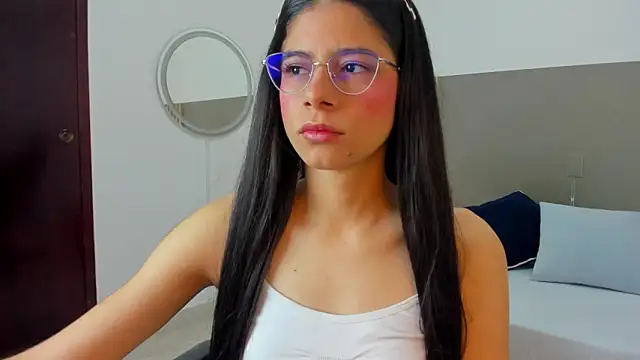 carlina 15 online show from March 12, 12:11 pm