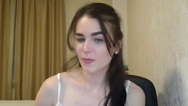 Silviaa a online show from March 10, 8:14 pm