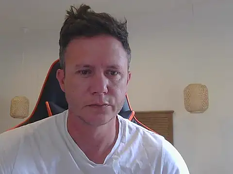 Snapshot of TroyDieselXXX chatting on November 2, 4:59 am TroyDieselXXX online show from November 2, 4:59 am