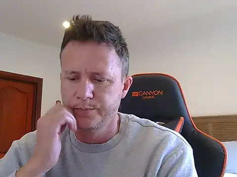 TroyDieselXXX online show from April 10, 6:07 am