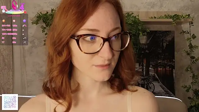 VeronaHascall online show from September 16, 4:13 am