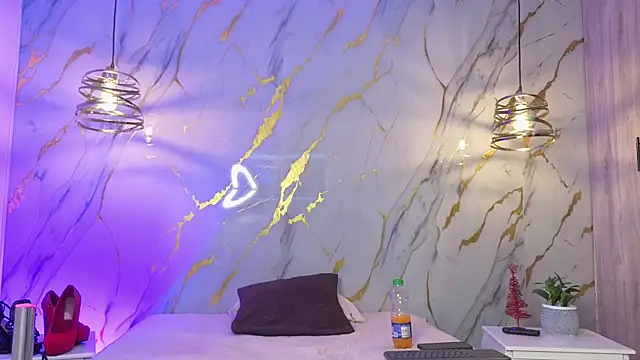 Snapshot of Scaarlettfox chatting on February 25, 7:45 pm Scaarlettfox online show from February 25, 7:45 pm