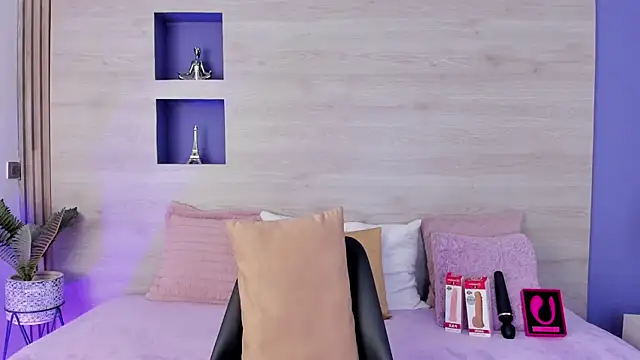 Snapshot of Stephanni_ chatting on October 3, 1:19 pm Stephanni online show from October 3, 1:19 pm