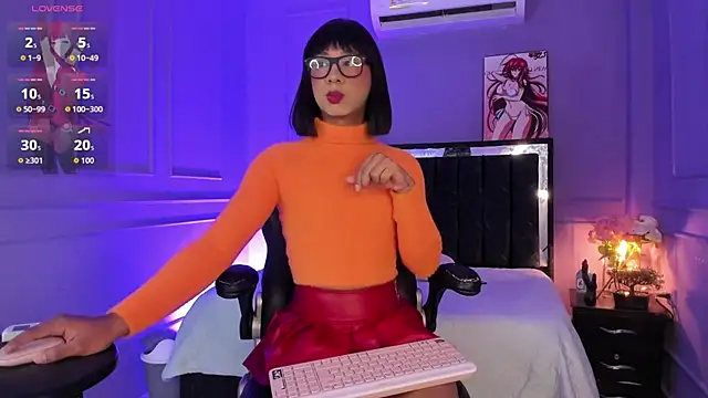 Snapshot of SwettRenata_ chatting on July 19, 1:15 pm SwettRenata online show from July 19, 1:15 pm