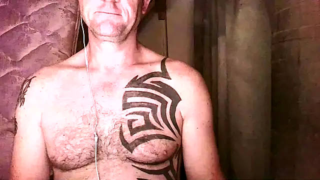 Snapshot of Yournaughty chatting on November 13, 5:50 am Yournaughty online show from November 13, 5:50 am