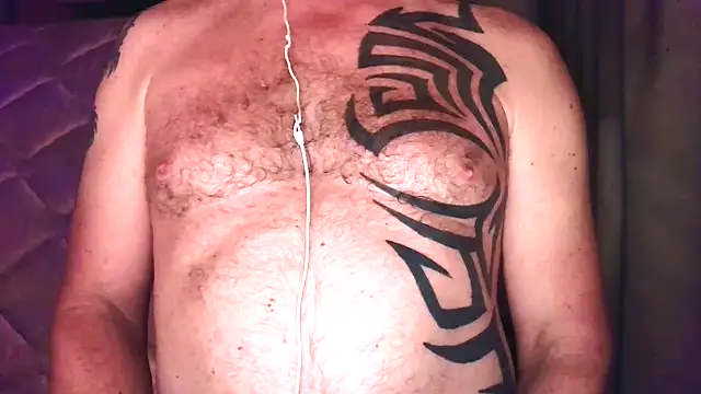 Snapshot of Yournaughty chatting on November 17, 5:57 am Yournaughty online show from November 17, 5:57 am