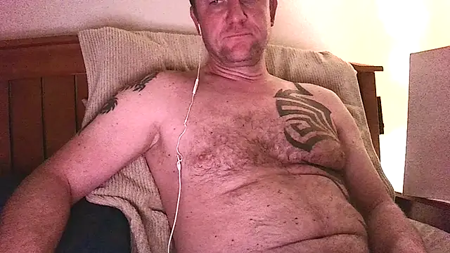 Snapshot of Yournaughty chatting on January 19, 5:44 am Yournaughty online show from January 19, 5:44 am