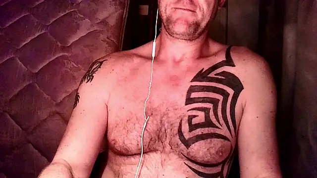 Snapshot of Yournaughty chatting on February 9, 5:00 am Yournaughty online show from February 9, 5:00 am